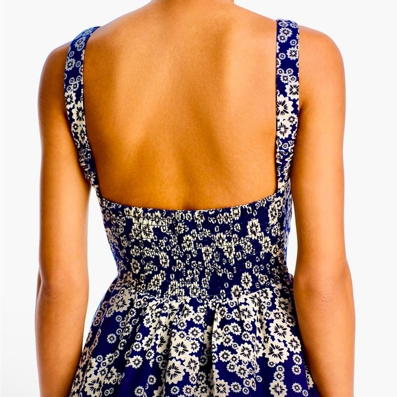 Aqua Bendita Elegant Navy Blue Floral Dress - Picture 3 of 8